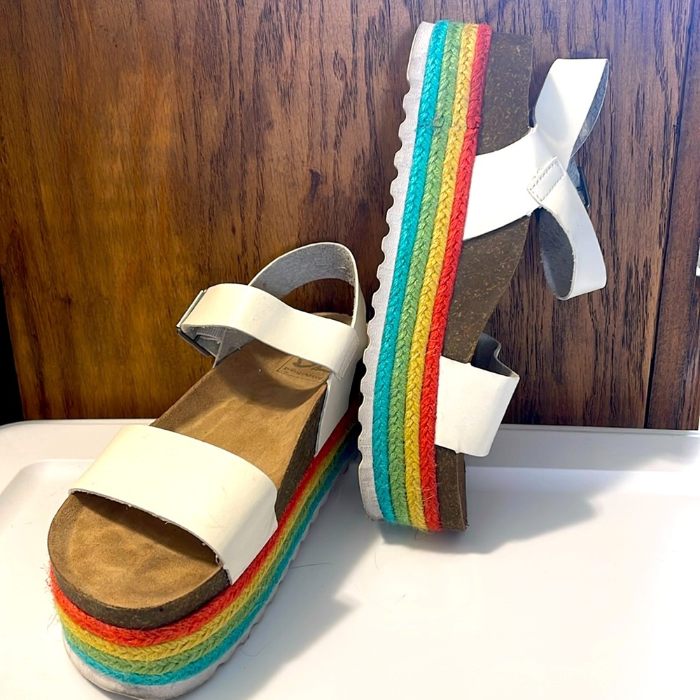 Dirty Laundry Rainbow Wedges 🌈